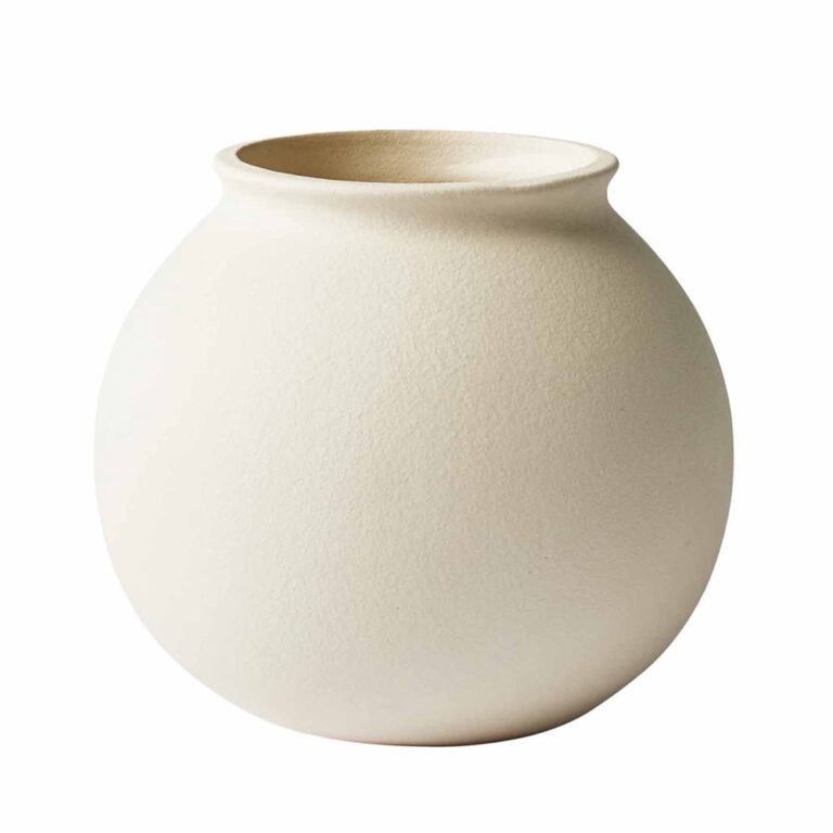 Better Homes & Gardens Matte Ceramic Round Vase â Off-White / 6.69 in x 5.9 in